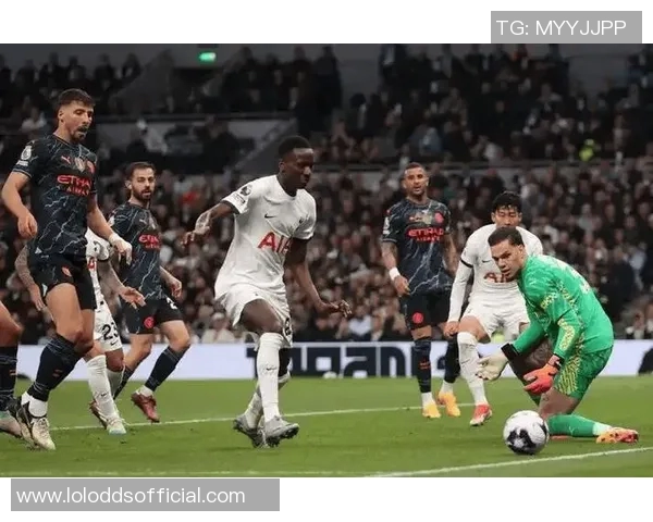 德甲精彩对决里昂大胜热刺帽子戏法引爆全场激情